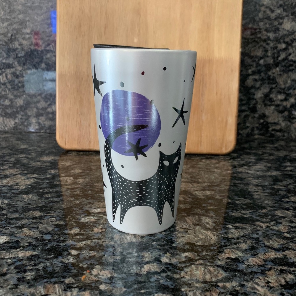 Starbucks starry cat ceramic cup.